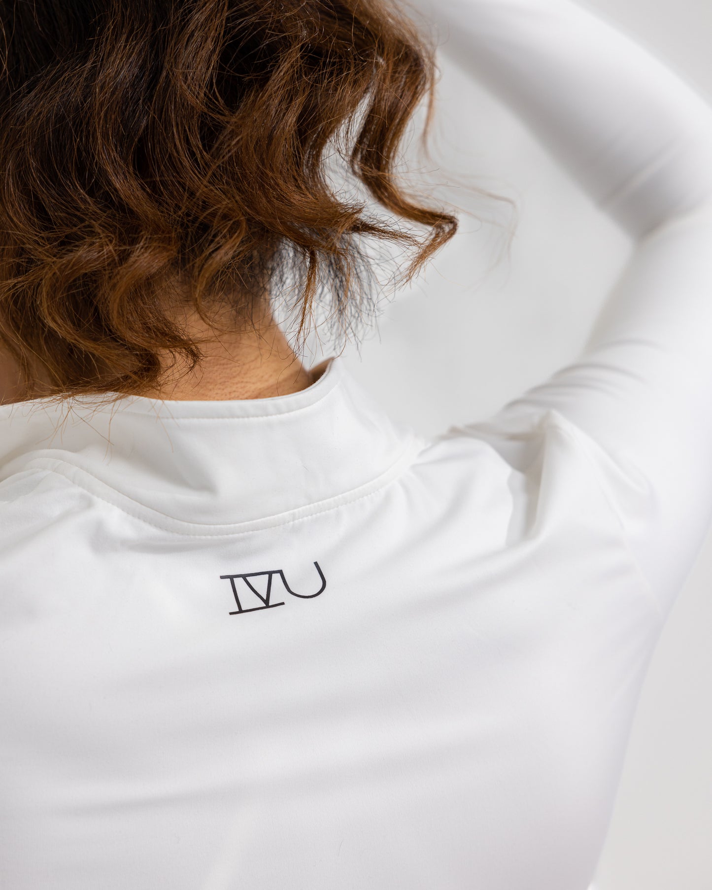 Vision cropped vest in white