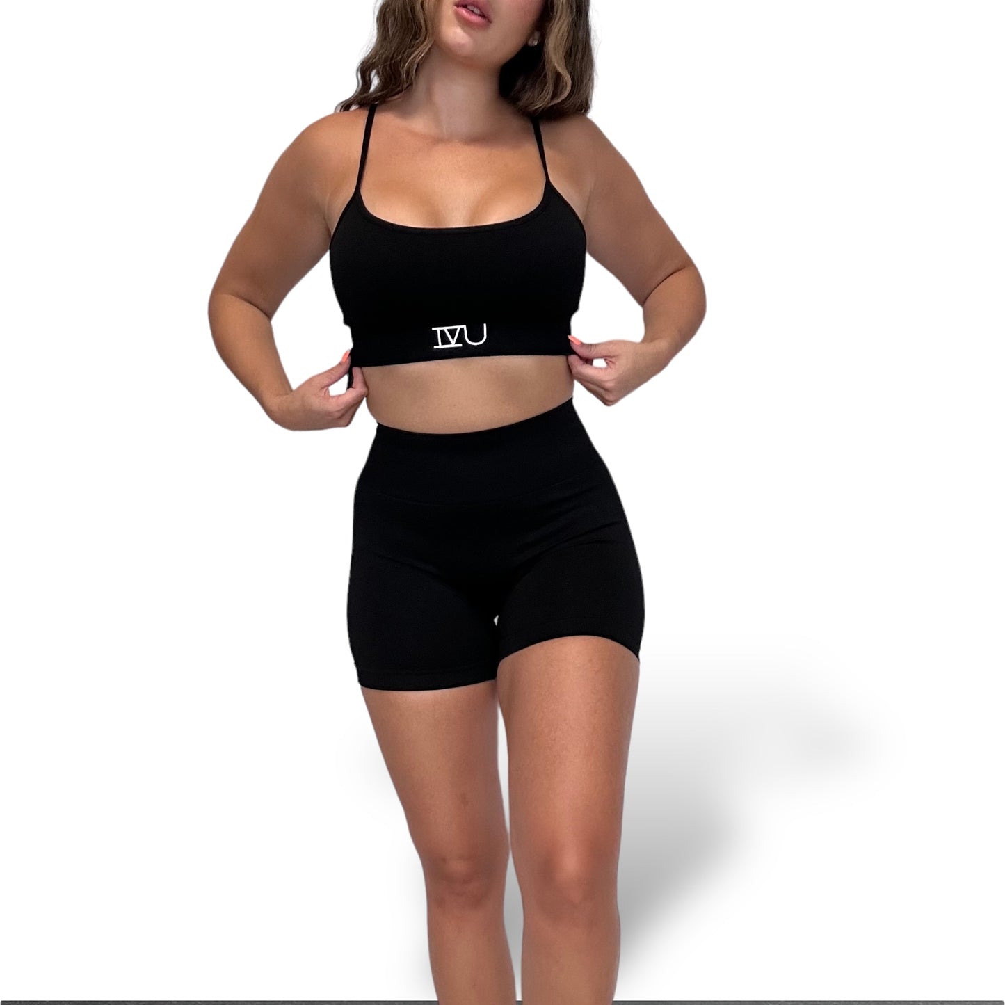 Divine sports bra in black