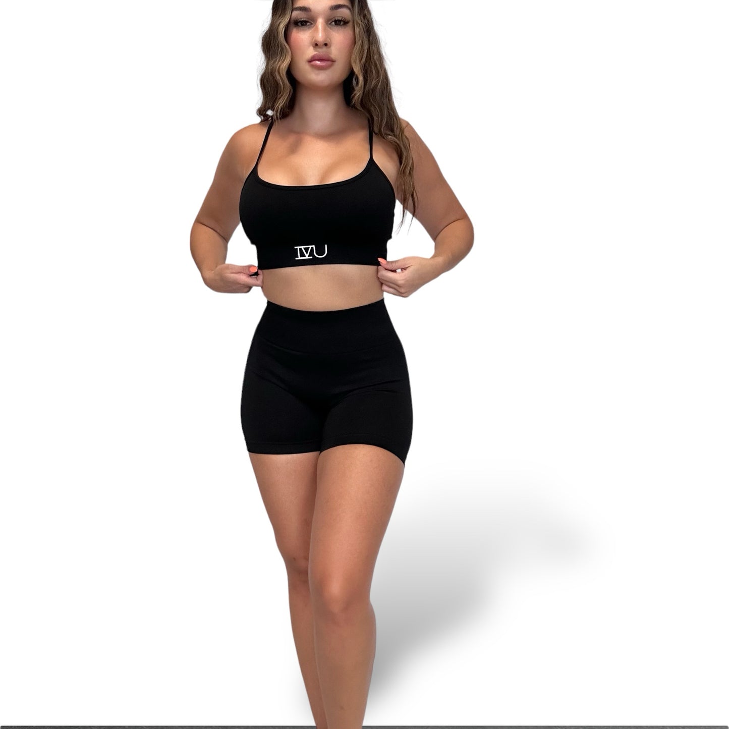 Divine sports bra in black