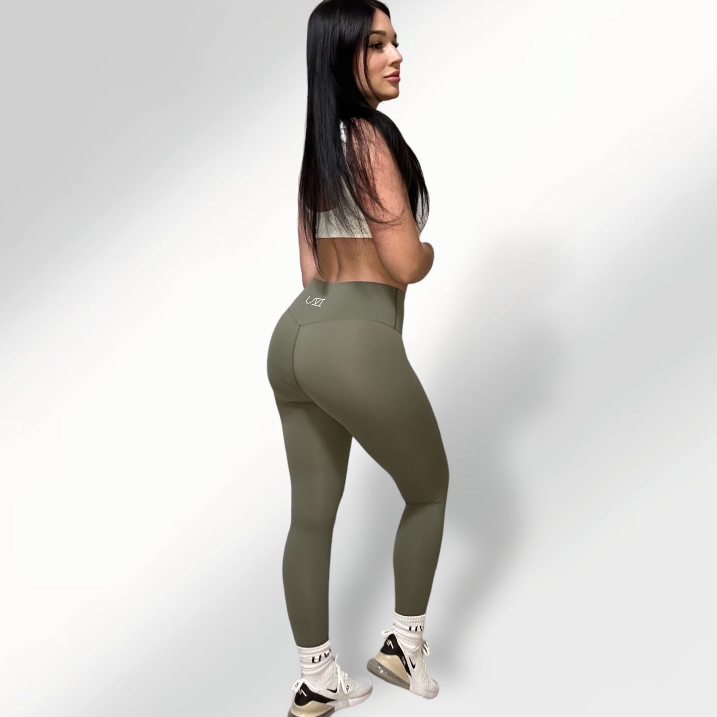 Thrive leggings in army green