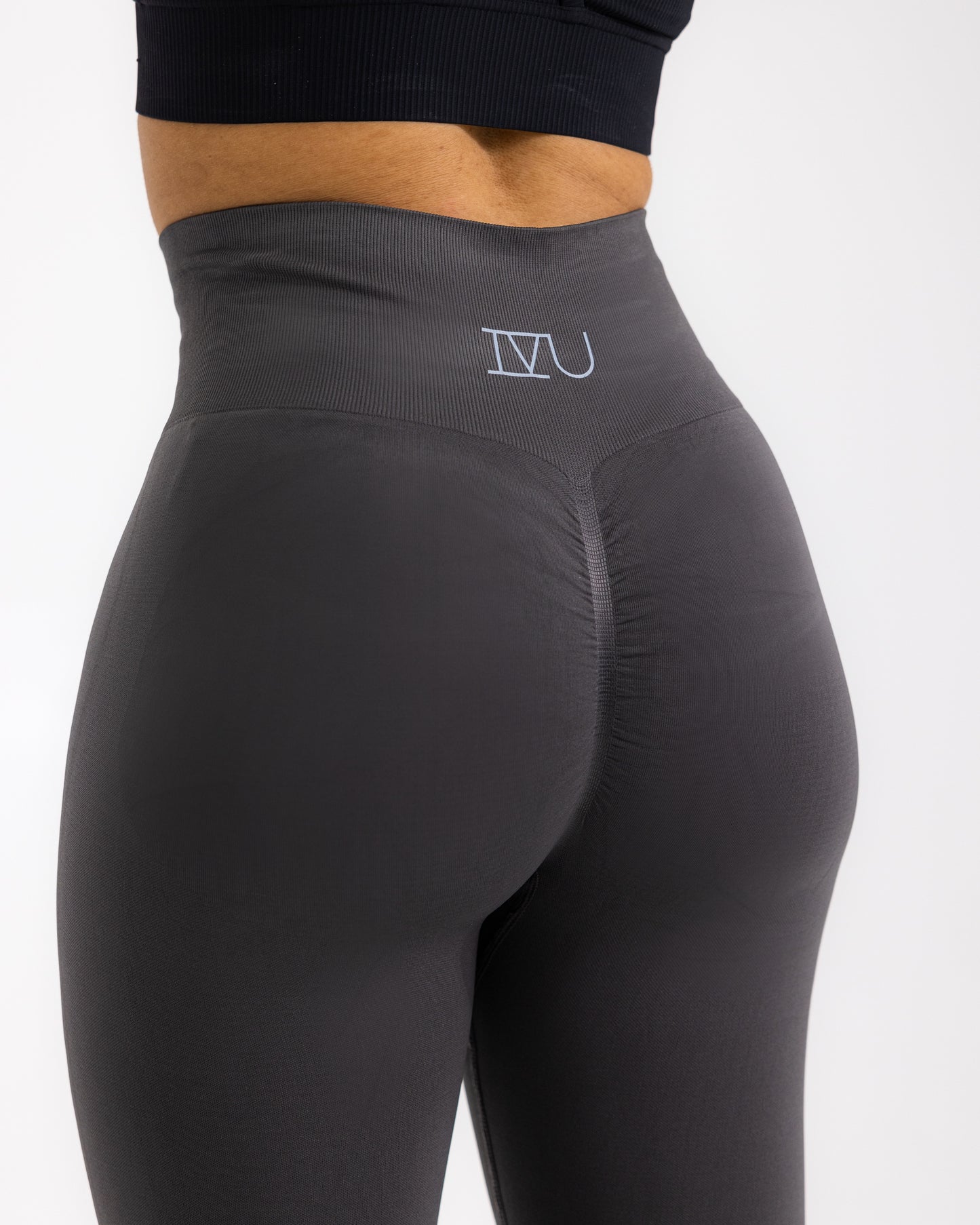 Scrunch bum leggings in grey